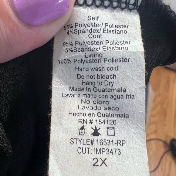 Evoques Dress with Built in shorts 2X never worn! - Picture 2 of 6